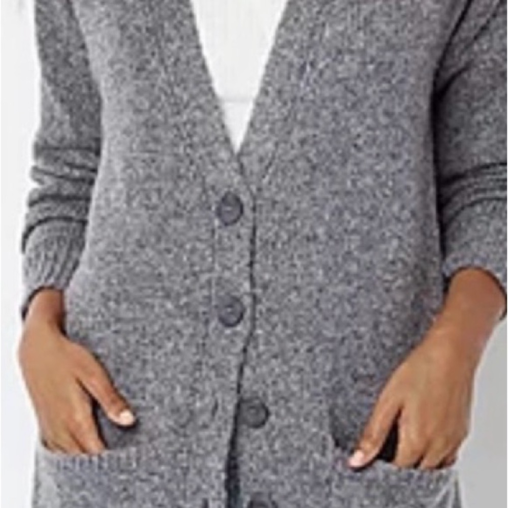 NWT H&M Oversized Cardigan Women XS Lightweight Gray‎ Very Soft V-Neck Preppy